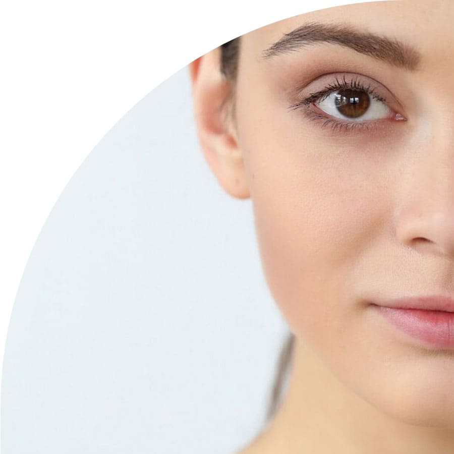 imagen-laser-azul-rostro-de-mujer-sin-manchas